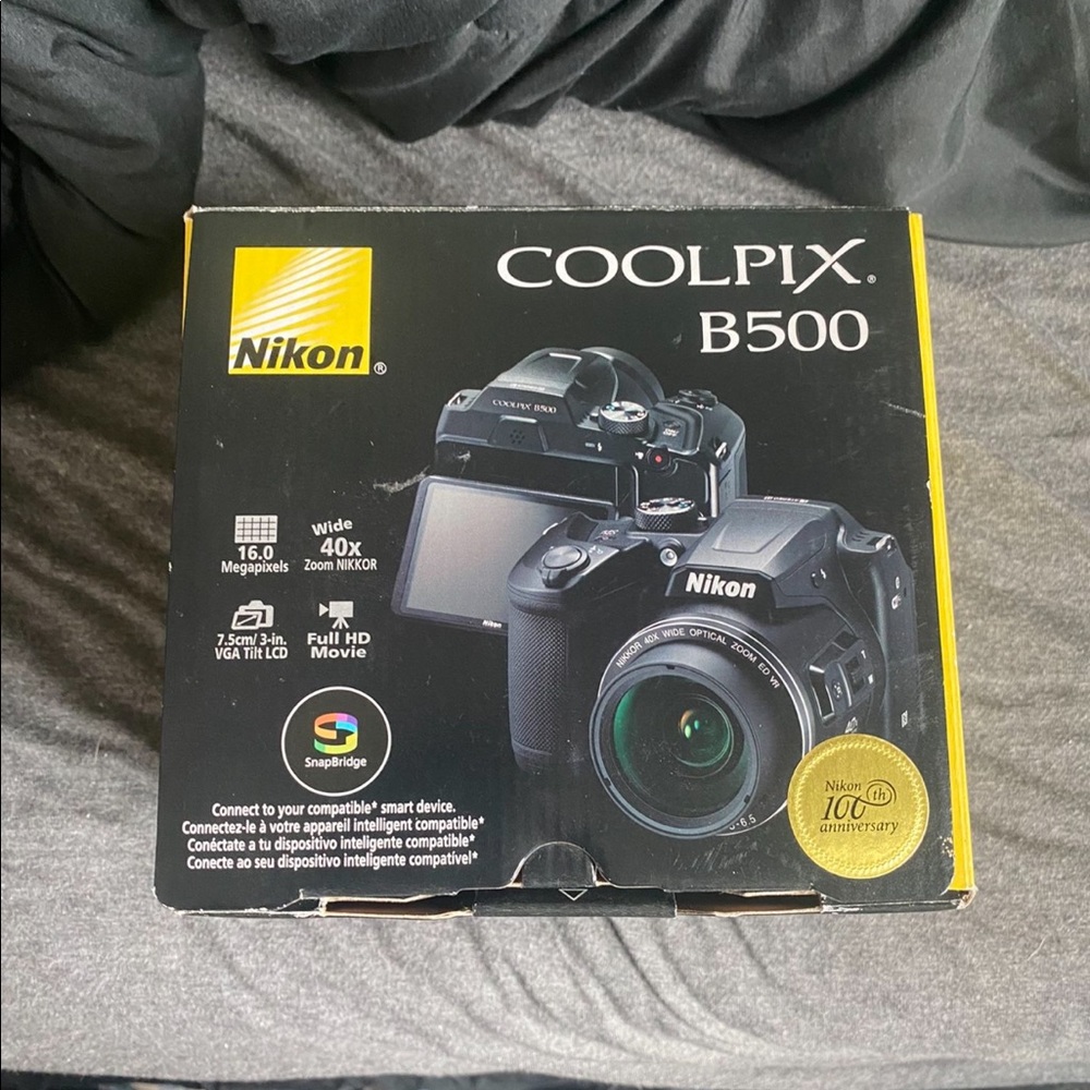 B500 Nikon camera works great I just invested in a different camera